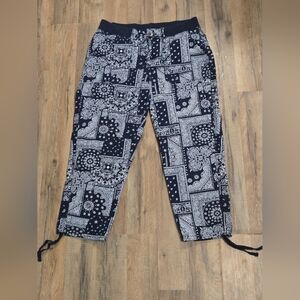 Style & Co. Women's Paisley-Print Tie-Hem Capri Pants Size 8